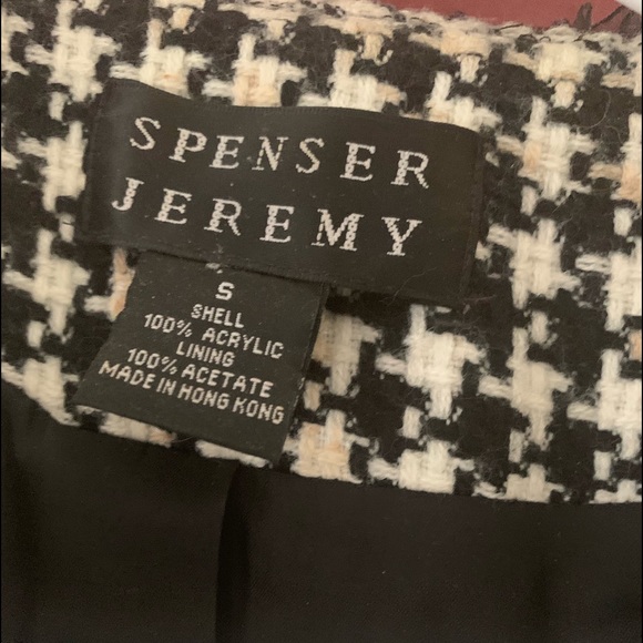 Great houndstooth Jacket! Classic. - Picture 2 of 8